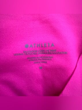 Athleta Salutation Stash 7/8 Leggings